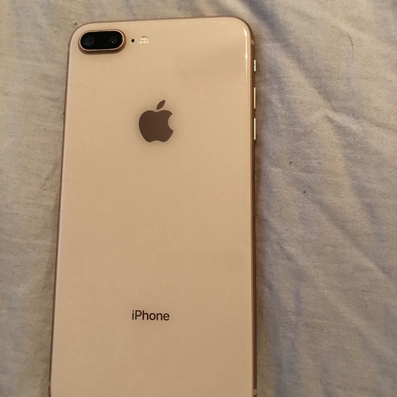 Rose gold iPhone 8 Plus Verizon - Picture 4 of 4